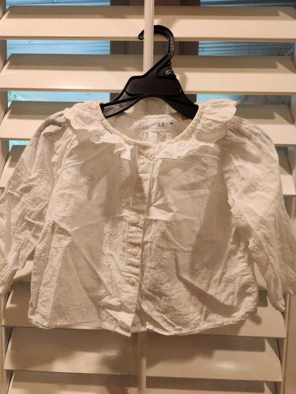 Zara Girl's White Eyelet Ruffle Collar Blouse, Size 12-18M